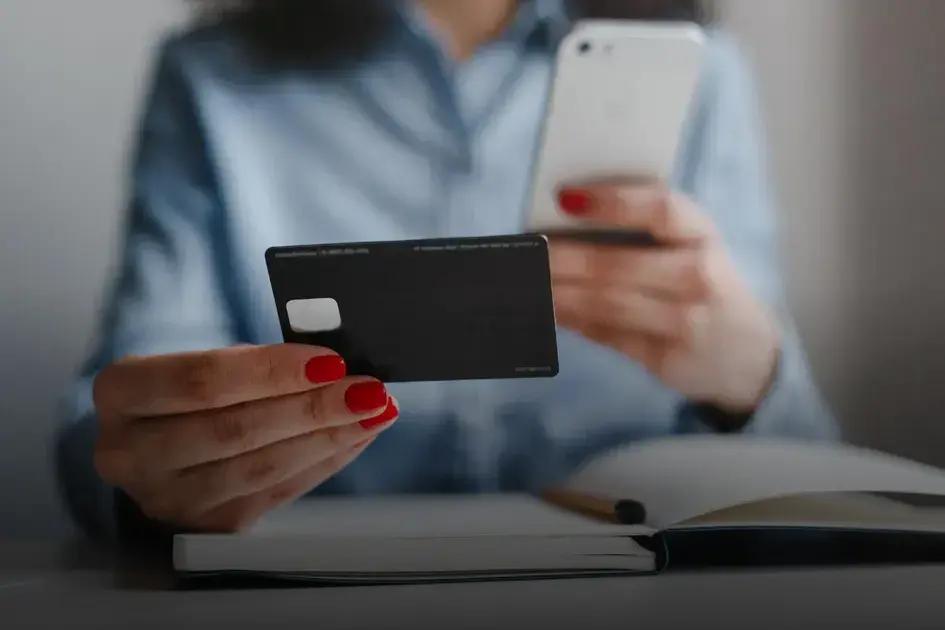 Bancos que liberam cartão de crédito para negativado e como conseguir