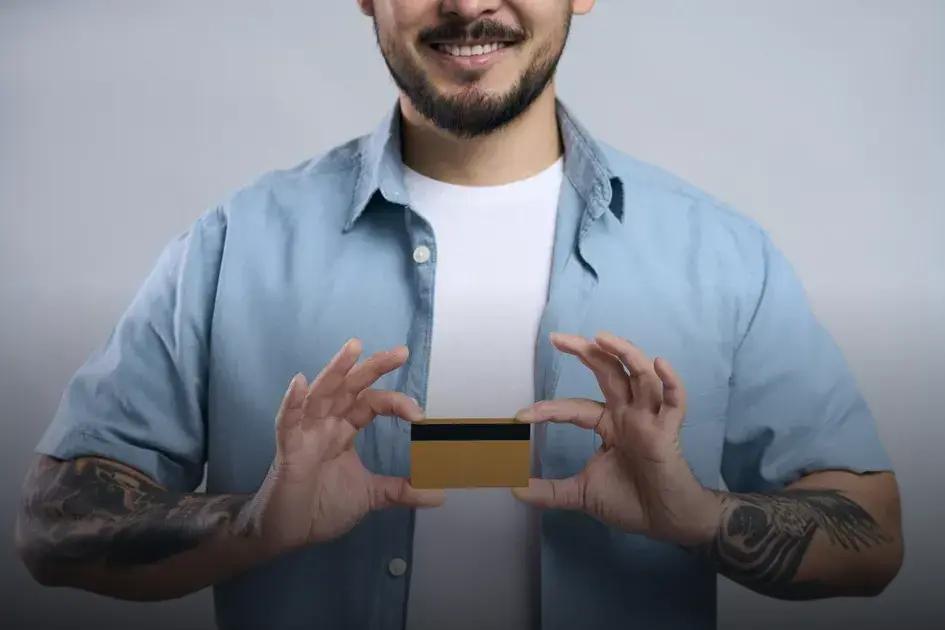 Cartão de crédito Inter para negativado: como recuperar sua credibilidade financeira