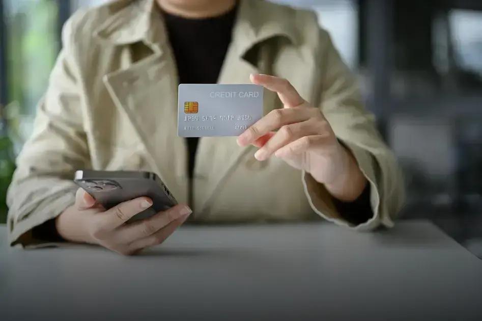 cartão de crédito para negativados caixa: como regularizar seu nome