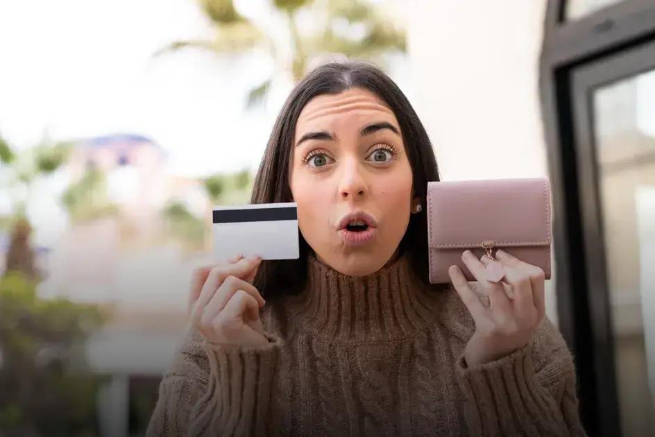 Cartão de crédito sem anuidade para negativado: descubra suas opções