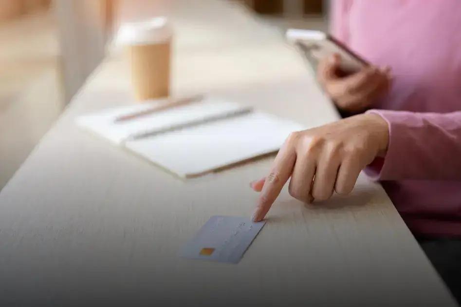 Fazer cartão de crédito online para negativado: como conseguir fácil